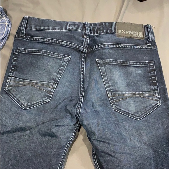 Express - Picture 3 of 3